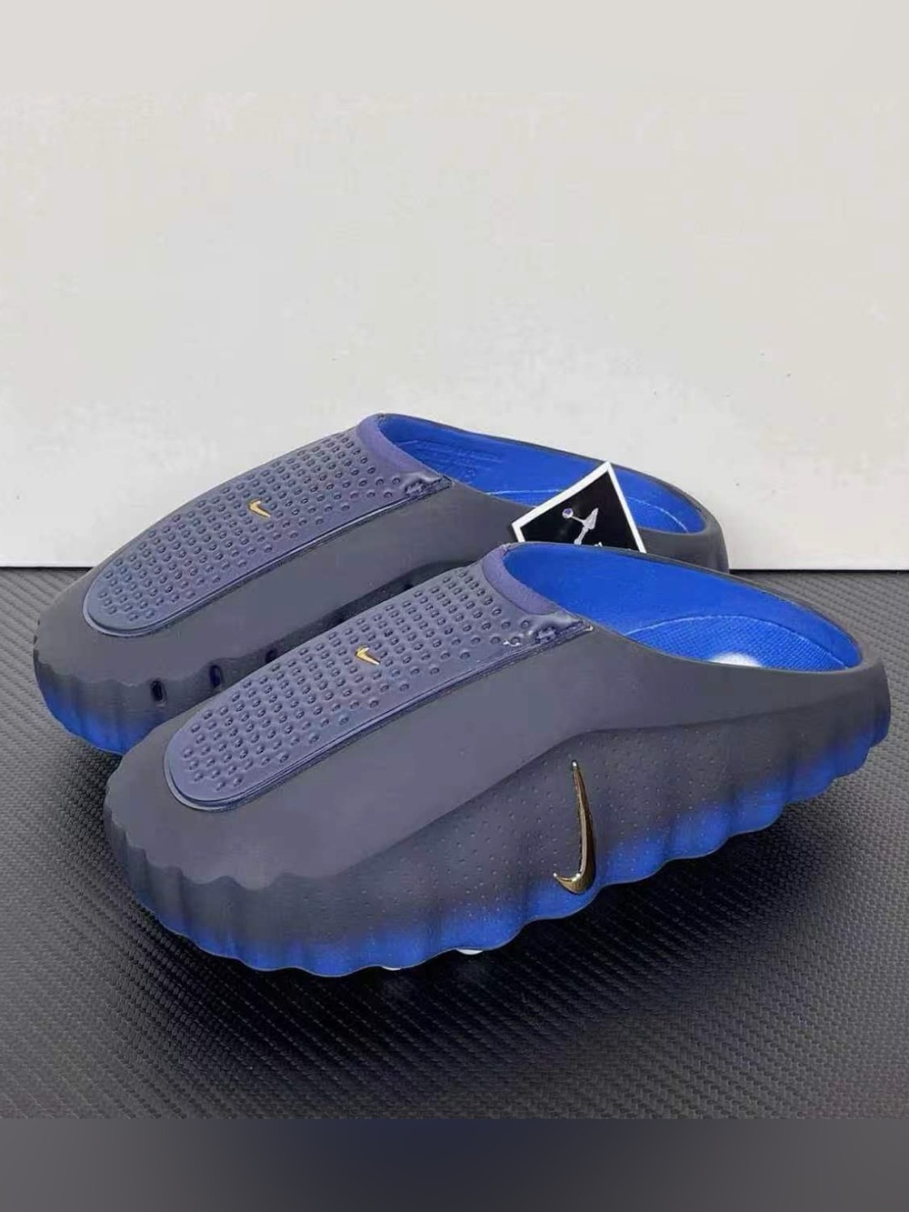 💕Nike Mind 001 Slide “Black Chrome”